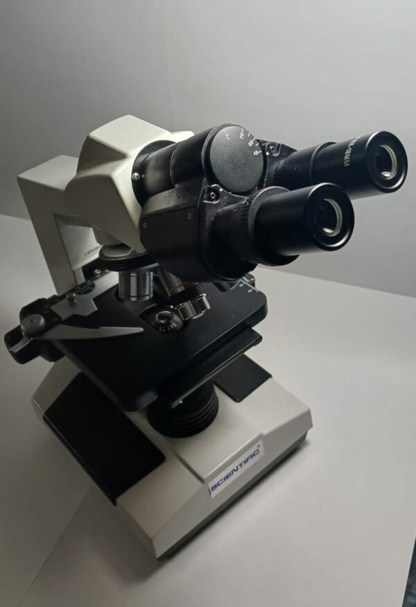 Microscopio Binocular Scientific